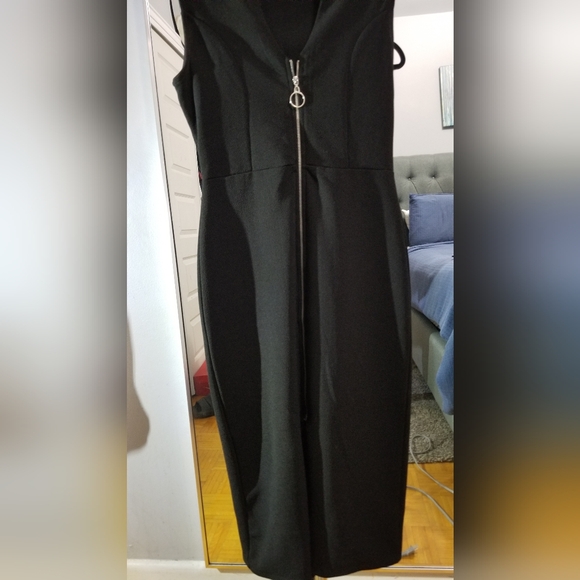 Dress - Picture 2 of 3